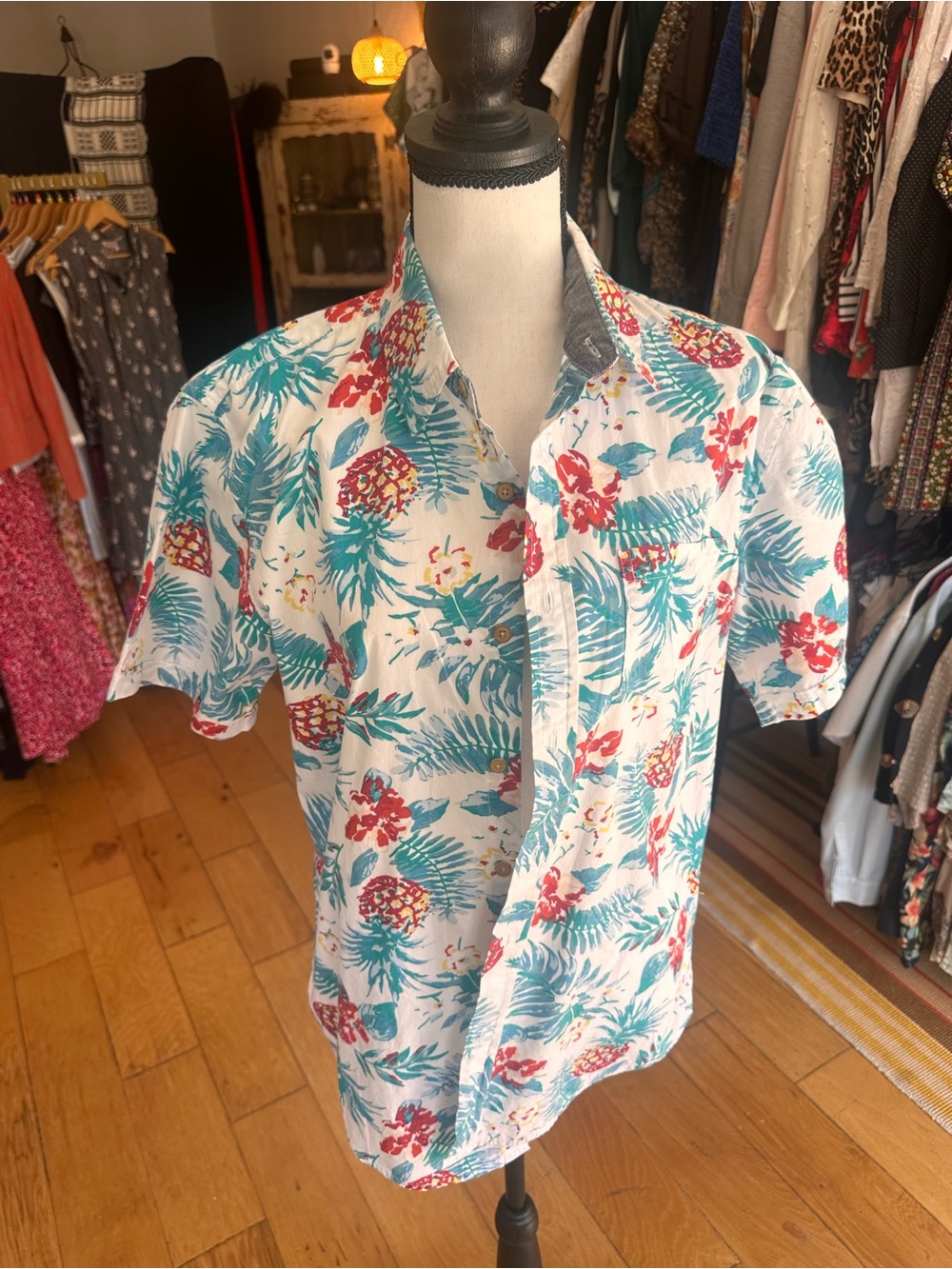 Coastal – Cream Tropical Leaf & Pineapple Shirt
